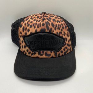 cheetah print trucker hat (vans)